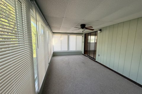 House in Ocala, Florida 3 bedrooms, 135.27 sq.m. № 2400270 - photo 10