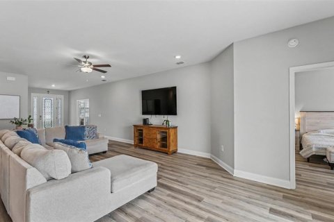 House in Lakeland, Florida 4 bedrooms, 230.77 sq.m. № 2266824 - photo 7