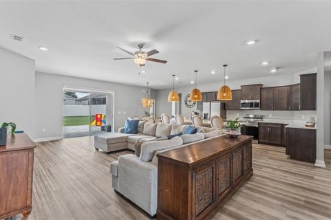 House in Lakeland, Florida 4 bedrooms, 230.77 sq.m. № 2266824 - photo 10