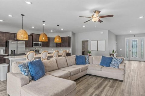 House in Lakeland, Florida 4 bedrooms, 230.77 sq.m. № 2266824 - photo 6