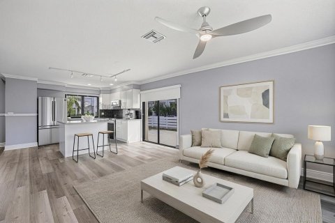Townhouse in Lantana, Florida 2 bedrooms, 109.25 sq.m. № 2249525 - photo 5