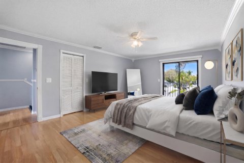 Townhouse in Lantana, Florida 2 bedrooms, 109.25 sq.m. № 2249525 - photo 14