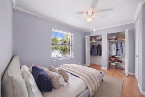 Townhouse in Lantana, Florida 2 bedrooms, 109.25 sq.m. № 2249525 - photo 17