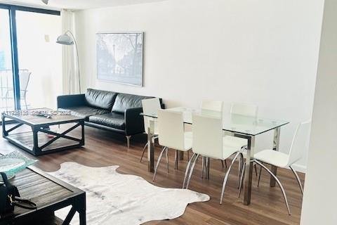 Condominio en venta en Miami Beach, Florida, 1 dormitorio, 68.65 m2 № 1994486 - foto 1