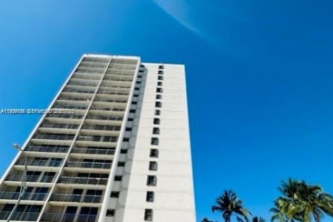 Condominio en venta en Miami Beach, Florida, 1 dormitorio, 68.65 m2 № 1994486 - foto 24