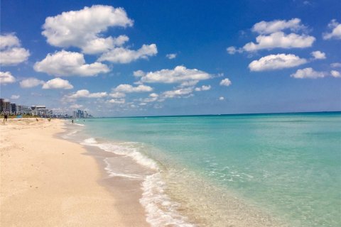 Купить кондоминиум в Майами-Бич, Флорида 1 спальня, 71.26м2, № 2003995 - фото 27