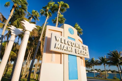 Купить кондоминиум в Майами-Бич, Флорида 1 спальня, 71.26м2, № 2003995 - фото 30