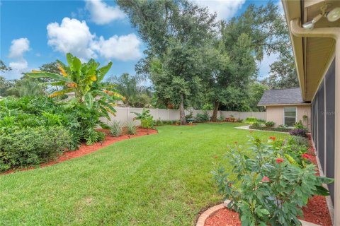 House in Brandon, Florida 4 bedrooms, 265.61 sq.m. № 2426957 - photo 30