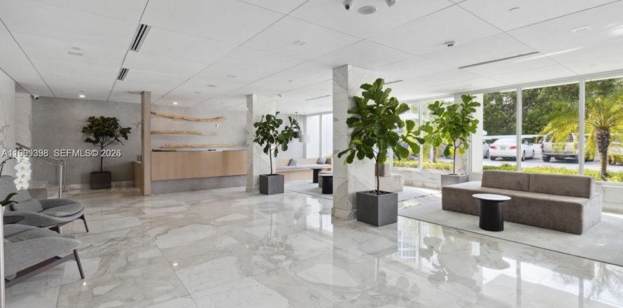 Condo in Key Biscayne, Florida, 2 bedrooms  № 2041171