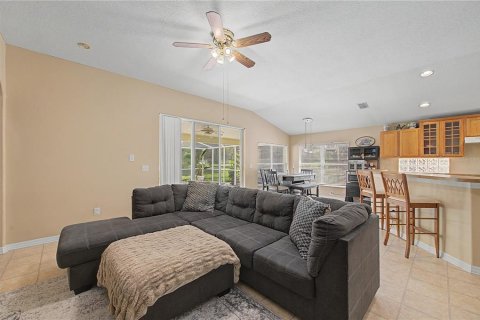 Casa en venta en Tampa, Florida, 4 dormitorios, 193.52 m2 № 2223395 - foto 17
