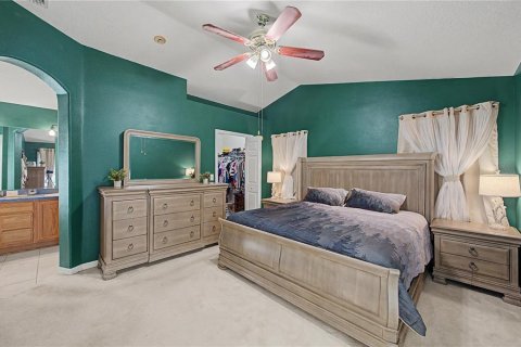 Casa en venta en Tampa, Florida, 4 dormitorios, 193.52 m2 № 2223395 - foto 28