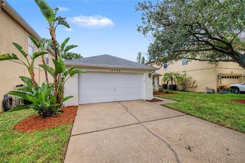 Casa en venta en Tampa, Florida, 4 dormitorios, 193.52 m2 № 2223395 - foto 6