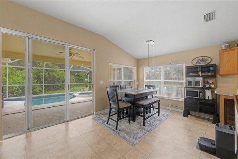 Casa en venta en Tampa, Florida, 4 dormitorios, 193.52 m2 № 2223395 - foto 20