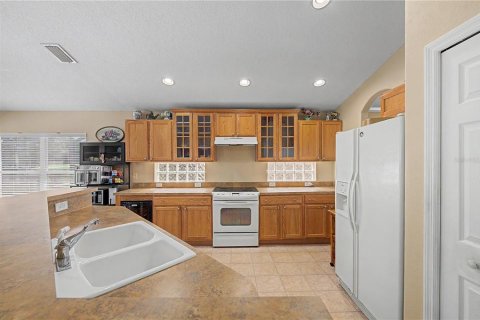 Casa en venta en Tampa, Florida, 4 dormitorios, 193.52 m2 № 2223395 - foto 22