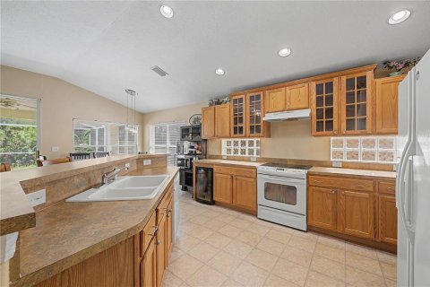 Casa en venta en Tampa, Florida, 4 dormitorios, 193.52 m2 № 2223395 - foto 26