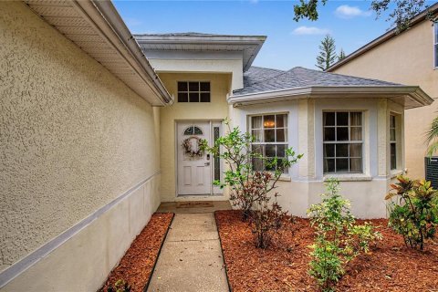 Casa en venta en Tampa, Florida, 4 dormitorios, 193.52 m2 № 2223395 - foto 2