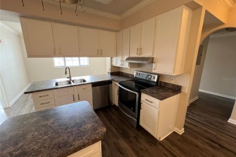 Copropriété à louer à Orlando, Floride: 2 chambres, 106.56 m2 № 1905879 - photo 4