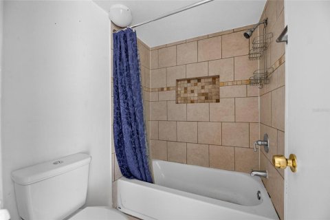 Купить коммерческую недвижимость в Тампа, Флорида 8 спален, 153.85м2, № 2201125 - фото 21