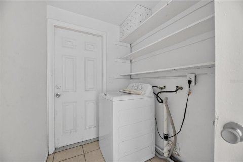 Купить коммерческую недвижимость в Тампа, Флорида 8 спален, 153.85м2, № 2201125 - фото 16