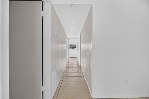 Купить коммерческую недвижимость в Тампа, Флорида 8 спален, 153.85м2, № 2201125 - фото 15