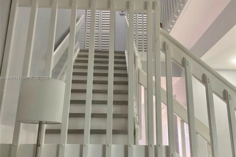 Touwnhouse à louer à Miami, Floride: 2 chambres, 125.42 m2 № 1984250 - photo 17