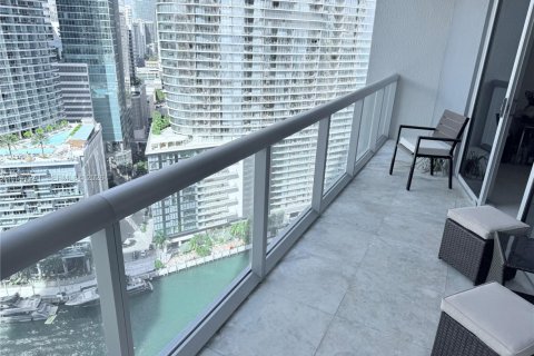 Condominio en venta en Miami, Florida, 1 dormitorio, 75.81 m2 № 2006008 - foto 2