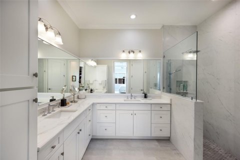 Condominio en venta en Bradenton, Florida, 3 dormitorios, 275.36 m2 № 2166374 - foto 24