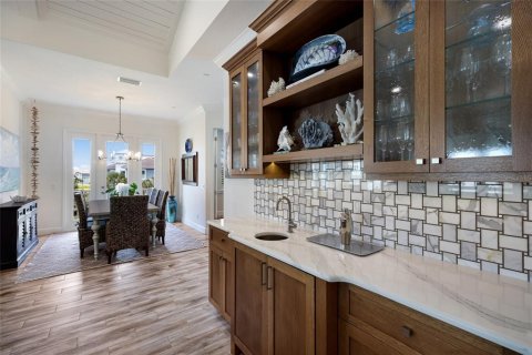 Condominio en venta en Bradenton, Florida, 3 dormitorios, 275.36 m2 № 2166374 - foto 9