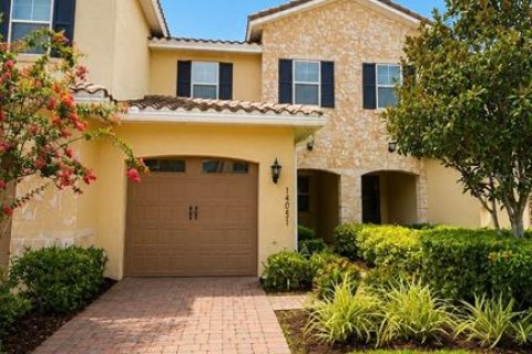 Townhouse in Orlando, Florida 3 bedrooms, 125.7 sq.m. № 2283669