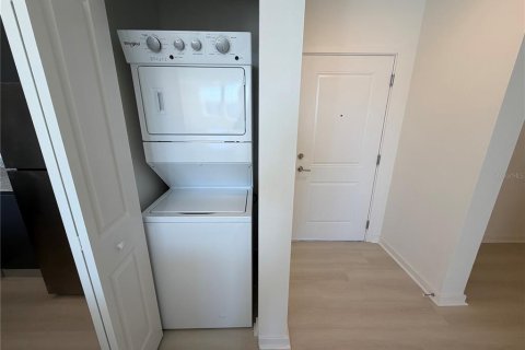 Снять в аренду кондоминиум в Орландо, Флорида 2 комнаты, 69.68м2, № 2102799 - фото 17