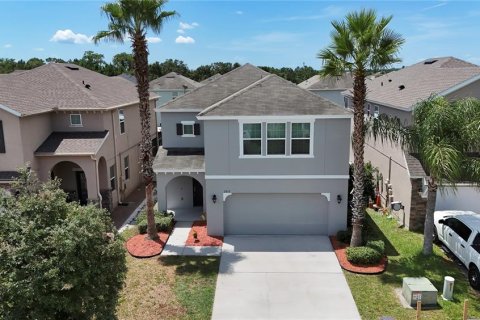 Villa ou maison à vendre à Kissimmee, Floride: 4 chambres, 235.41 m2 № 1878195 - photo 13