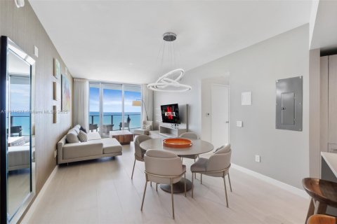 Condominio en venta en Hollywood, Florida, 2 dormitorios, 109.53 m2 № 2039661 - foto 7