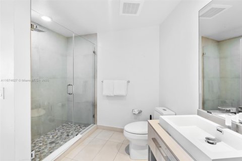 Condominio en venta en Hollywood, Florida, 2 dormitorios, 109.53 m2 № 2039661 - foto 18