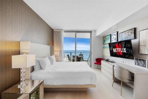 Condominio en venta en Hollywood, Florida, 2 dormitorios, 109.53 m2 № 2039661 - foto 12