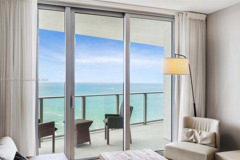Condominio en venta en Hollywood, Florida, 2 dormitorios, 109.53 m2 № 2039661 - foto 9