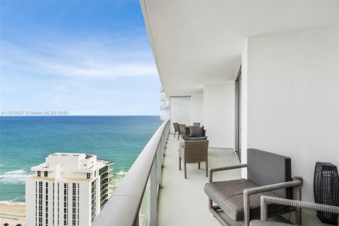 Condominio en venta en Hollywood, Florida, 2 dormitorios, 109.53 m2 № 2039661 - foto 30