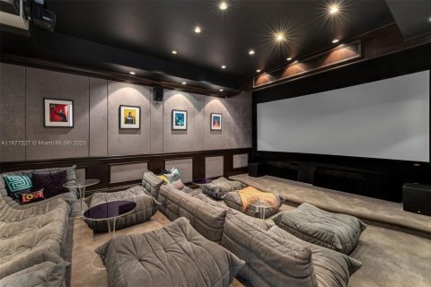 Villa ou maison à vendre à Pinecrest, Floride: 6 chambres, 544.41 m2 № 2077832 - photo 12