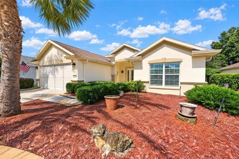Villa ou maison à Summerfield, Floride 3 chambres, 159.79 m2 № 2421672