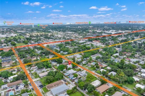 Купить коммерческую недвижимость в Дания-Бич, Флорида 123.37м2, № 2265836 - фото 3