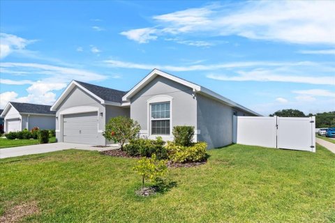 Casa en venta en Auburndale, Florida, 3 dormitorios, 186.27 m2 № 1721414 - foto 9