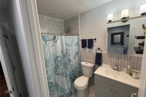 Villa ou maison à louer à Clearwater, Floride: 3 chambres, 124.02 m2 № 2134007 - photo 9