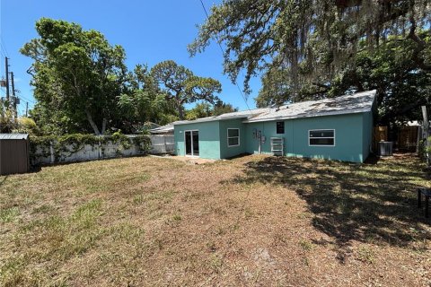 Villa ou maison à louer à Clearwater, Floride: 3 chambres, 124.02 m2 № 2134007 - photo 3