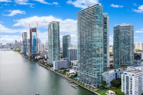Condo in Miami, Florida, 3 bedrooms  № 1942368 - photo 28