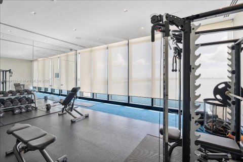 Condo in Miami, Florida, 3 bedrooms  № 1942368 - photo 23