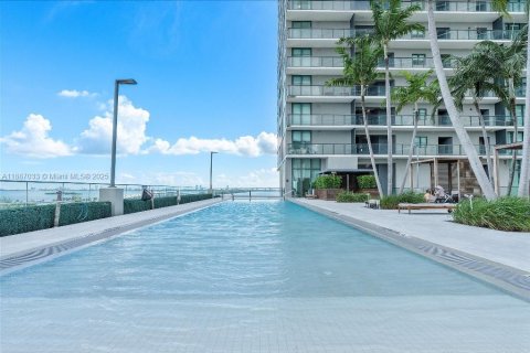 Condo in Miami, Florida, 3 bedrooms  № 1942368 - photo 26