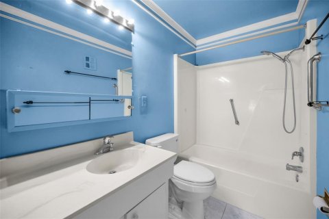 Condominio en venta en Saint Petersburg, Florida, 2 dormitorios, 104.52 m2 № 2223494 - foto 16