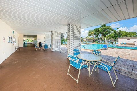 Condominio en venta en Saint Petersburg, Florida, 2 dormitorios, 104.52 m2 № 2223494 - foto 28