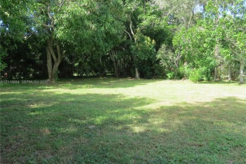 House in Stuart, Florida 2 bedrooms, 80.27 sq.m. № 2426566 - photo 9