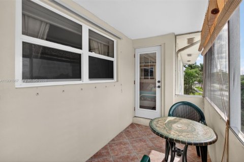 Купить кондоминиум в Лодерхилл, Флорида 1 спальня, 65.03м2, № 2052445 - фото 23