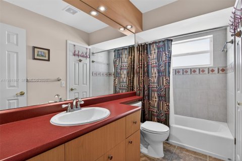 Купить кондоминиум в Лодерхилл, Флорида 1 спальня, 65.03м2, № 2052445 - фото 27